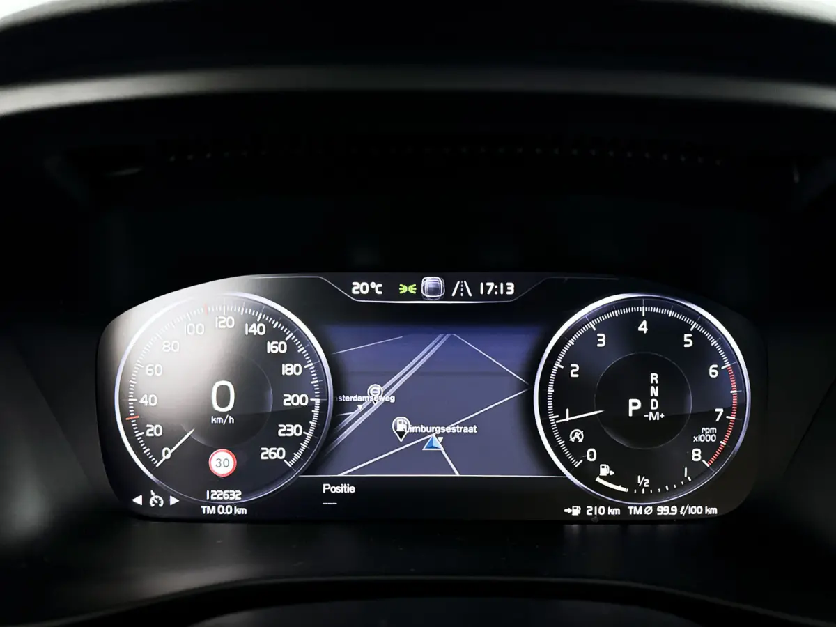 T2 Momentum Core | Park assist | Cruise control | Navigatie