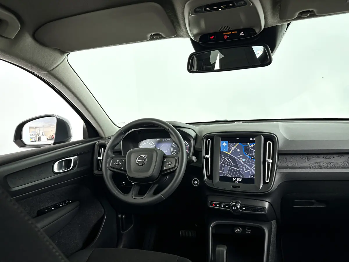 T2 Momentum Core | Park assist | Cruise control | Navigatie