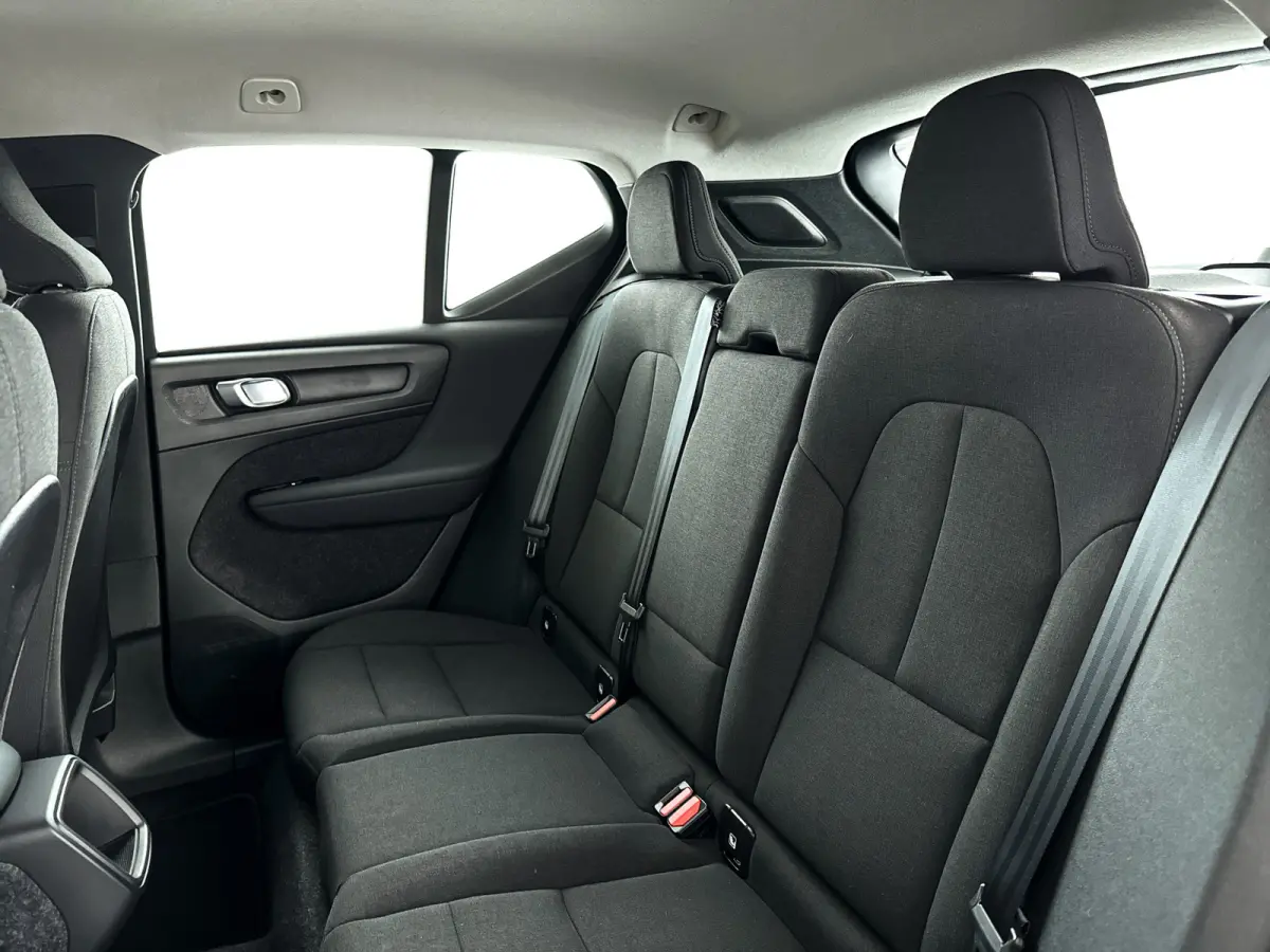 T2 Momentum Core | Park assist | Cruise control | Navigatie
