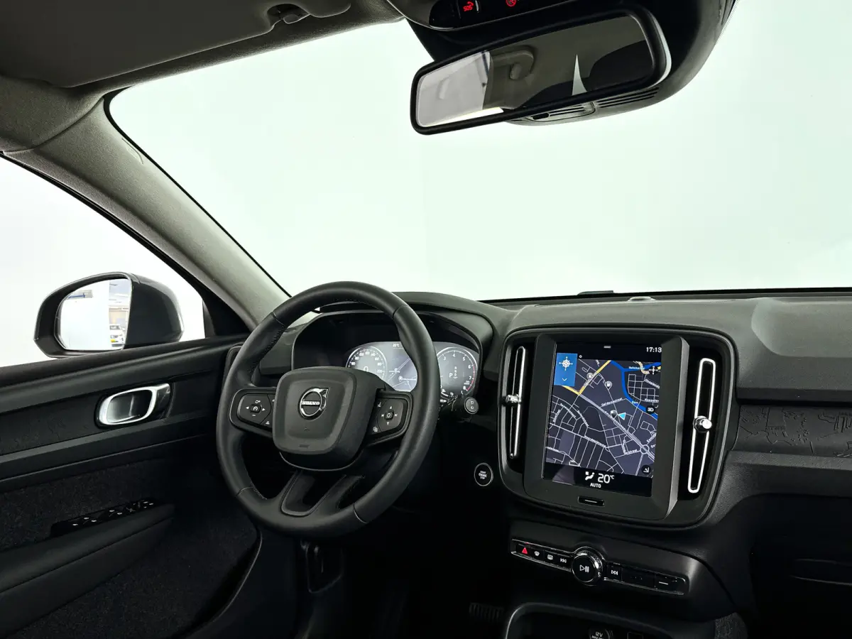 T2 Momentum Core | Park assist | Cruise control | Navigatie