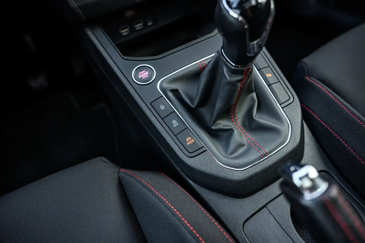 1.5 TSI EVO FR Business Intense /Pano/Carplay