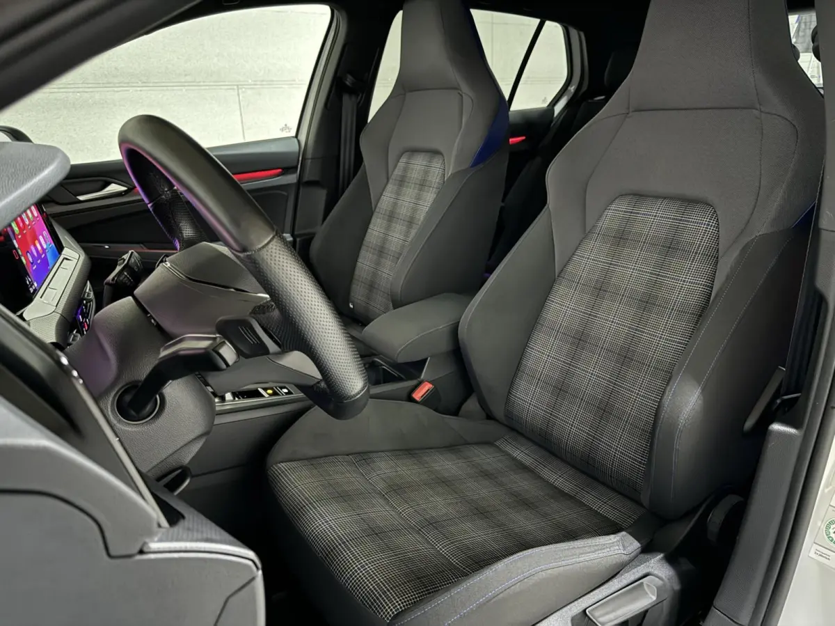 1.4 eHybrid GTE Pano IQ.Light Virtual HUD Sfeer Trekh.