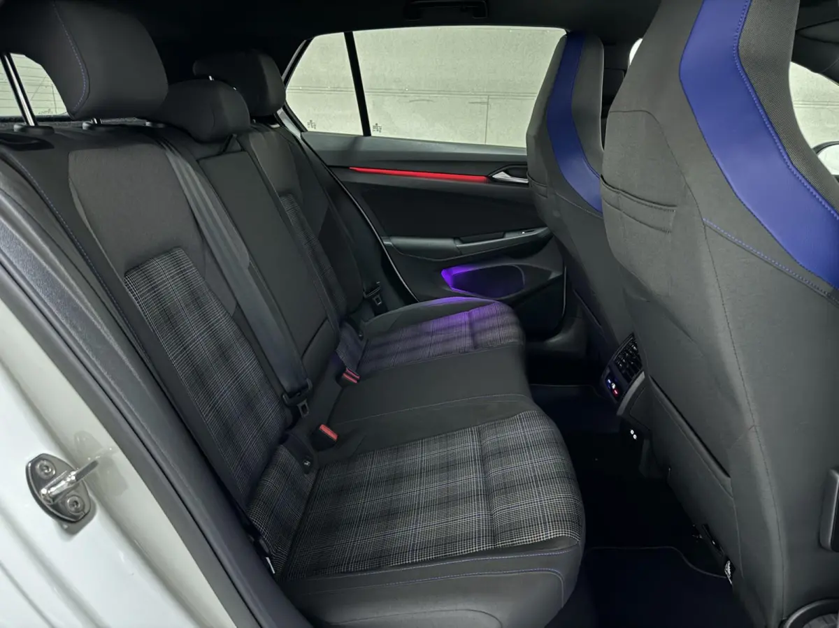 1.4 eHybrid GTE Pano IQ.Light Virtual HUD Sfeer Trekh.