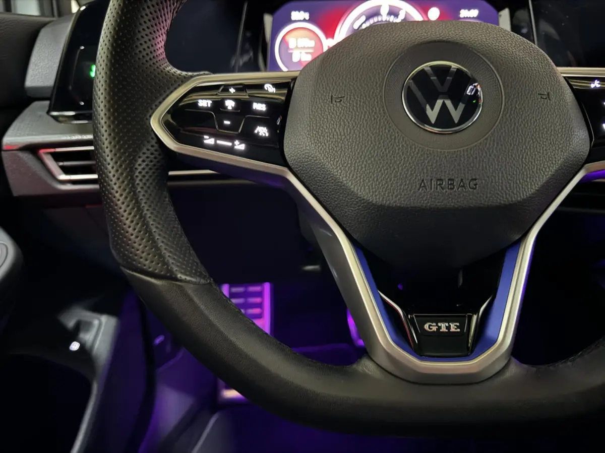 1.4 eHybrid GTE Pano IQ.Light Virtual HUD Sfeer Trekh.