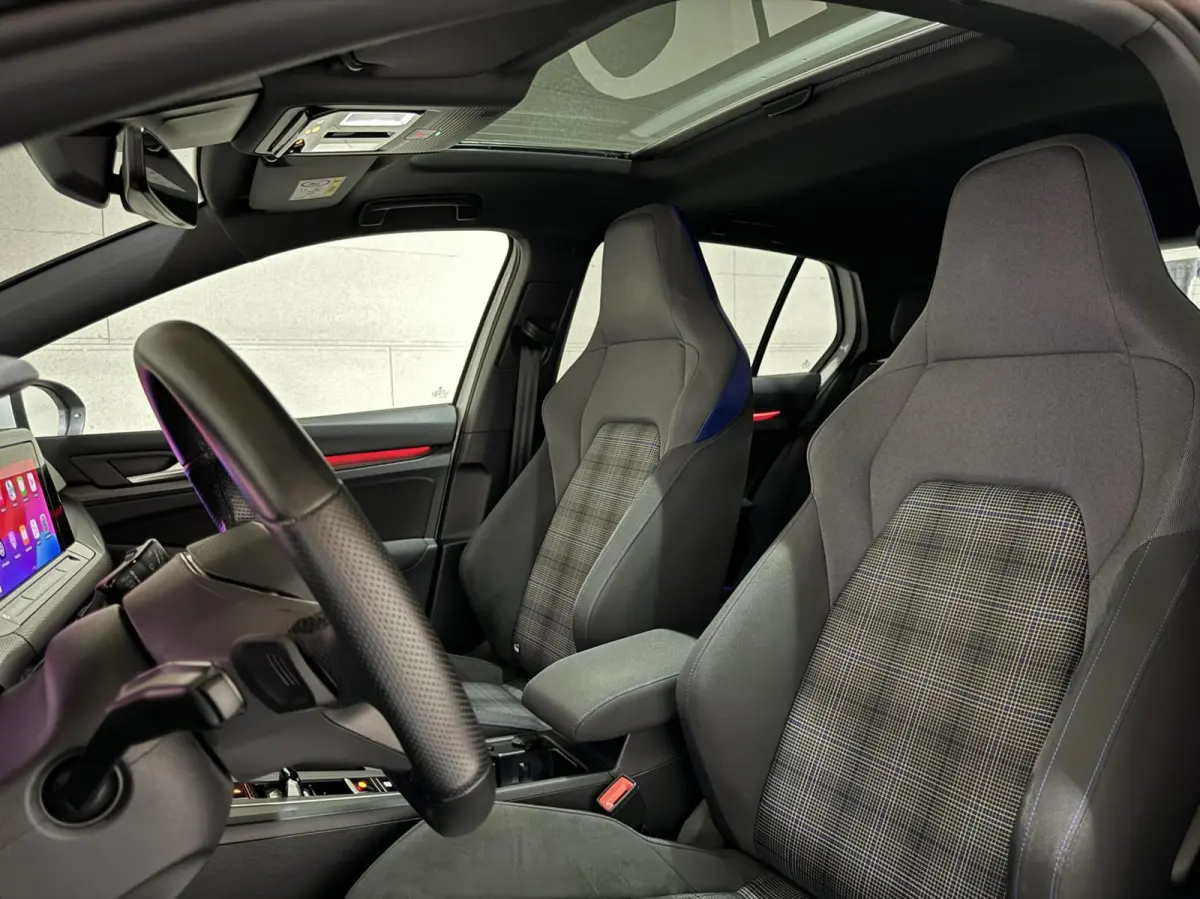 1.4 eHybrid GTE Pano IQ.Light Virtual HUD Sfeer Trekh.