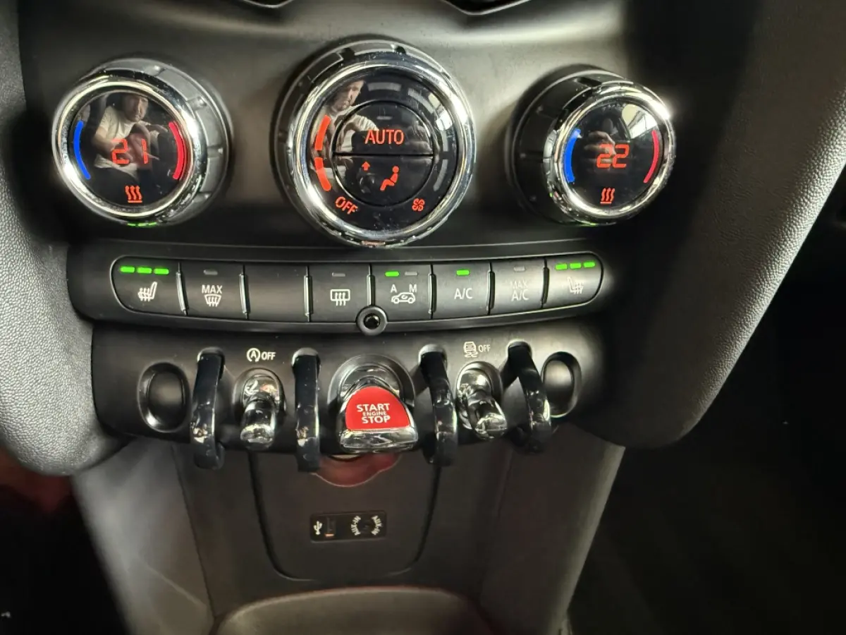 1.5 Chili JCW Pakket I Clima I Xenon I H&K I Cruise