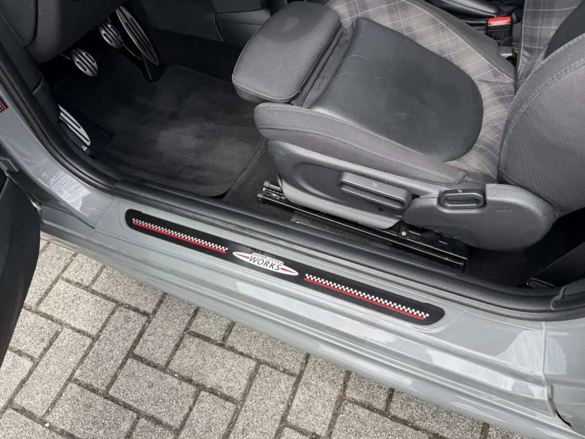 1.5 Chili JCW Pakket I Clima I Xenon I H&K I Cruise