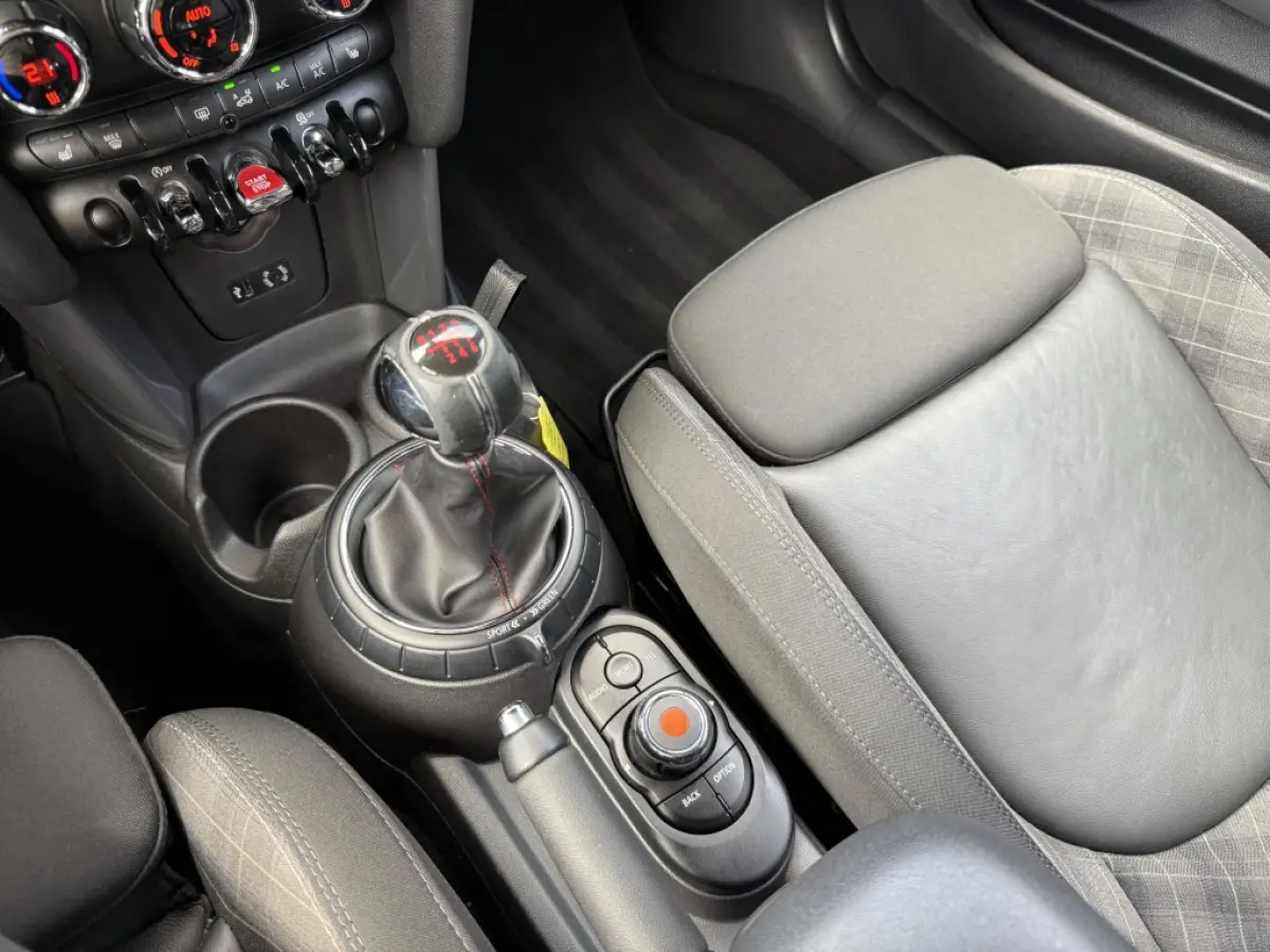 1.5 Chili JCW Pakket I Clima I Xenon I H&K I Cruise