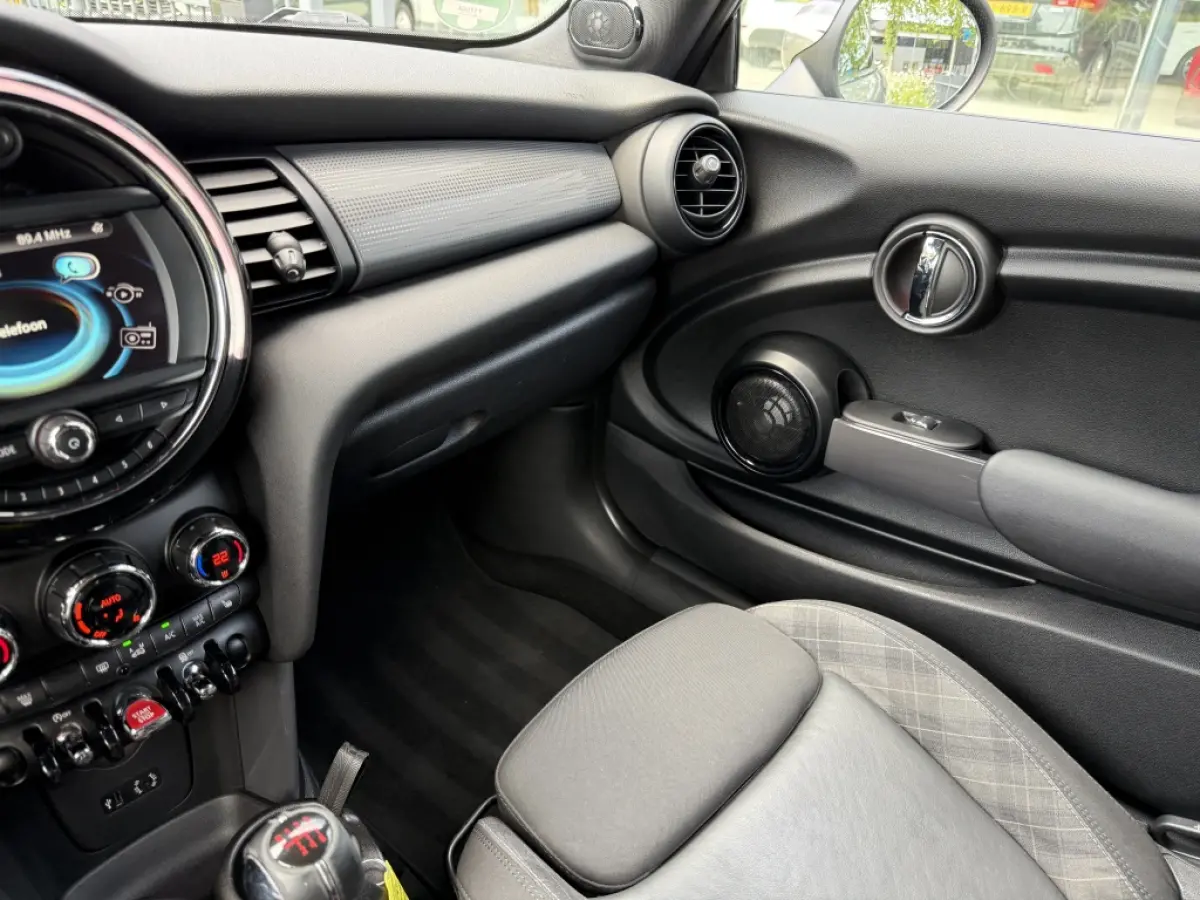 1.5 Chili JCW Pakket I Clima I Xenon I H&K I Cruise
