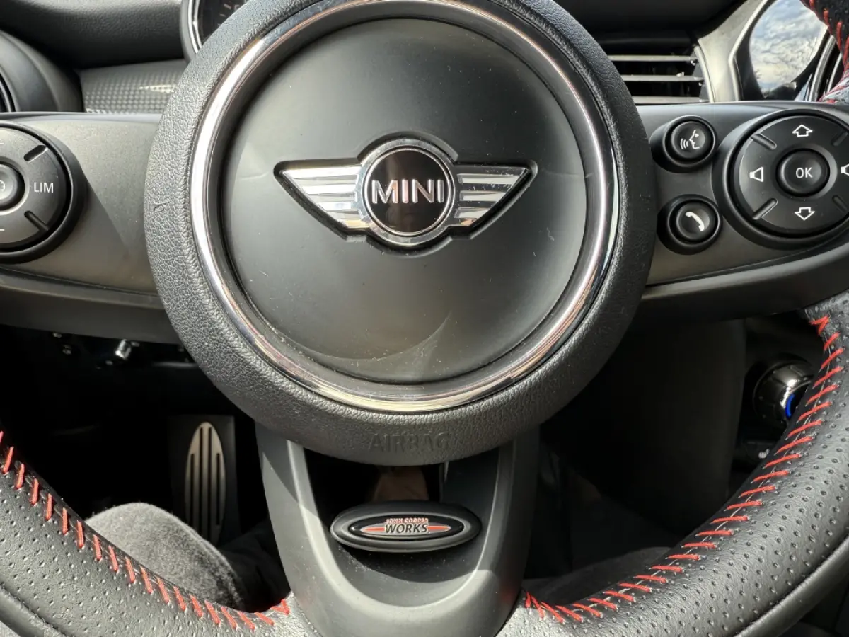 1.5 Chili JCW Pakket I Clima I Xenon I H&K I Cruise