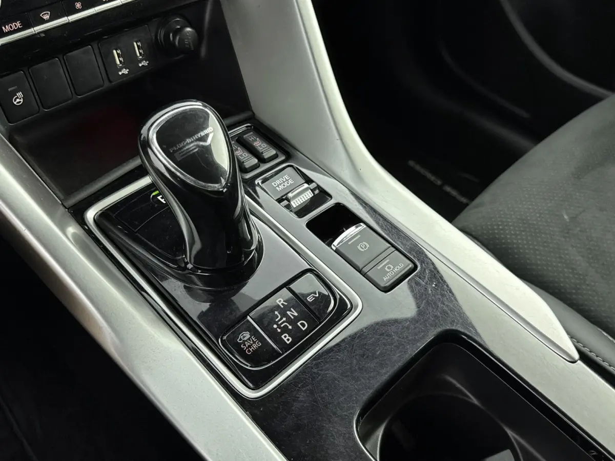 188pk PHEV Automaat Executive | 1500 KG Trekvermogen| Navigatie | Camera | Stoel/Stuur Verwarming