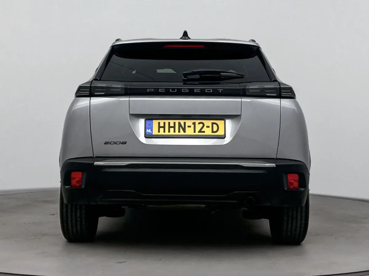 SUV 100pk Allure | Navigatie | Parkeersensoren V+A | Carplay | Rijstrooksensor met Correctie