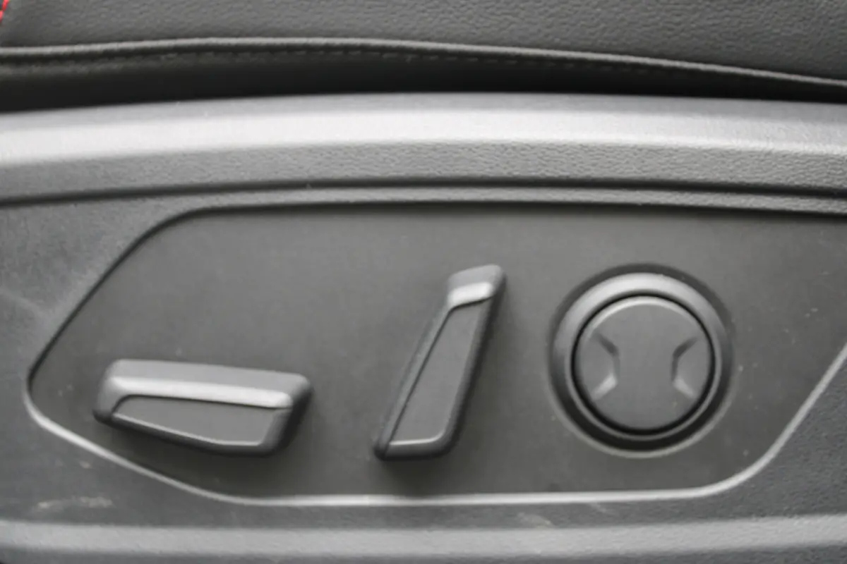 1.6 T-GDI PHEV N Line 4WD | Airco (automatisch) | Audio installatie premium | Dodehoekdetectie met correctie