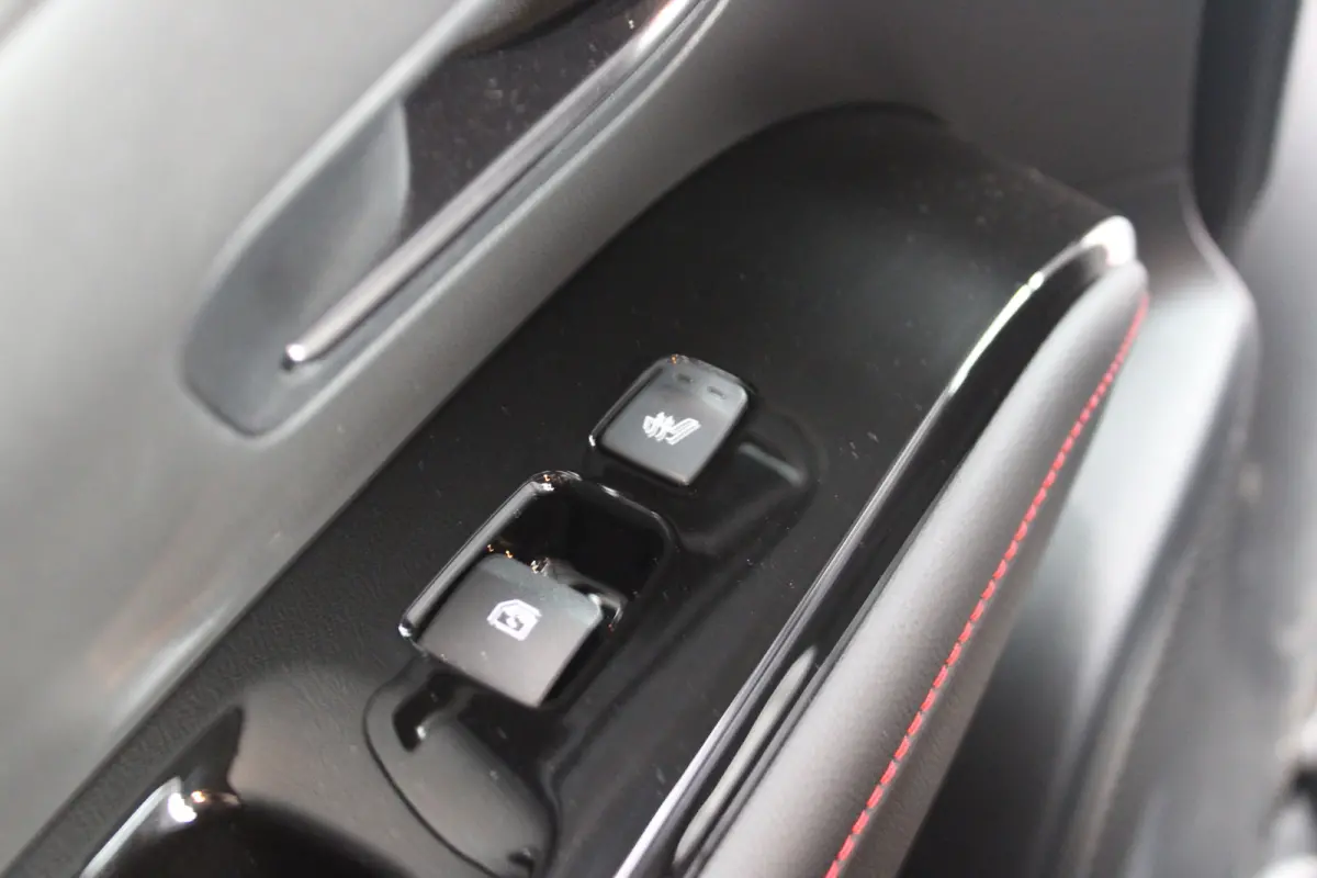 1.6 T-GDI PHEV N Line 4WD | Airco (automatisch) | Audio installatie premium | Dodehoekdetectie met correctie