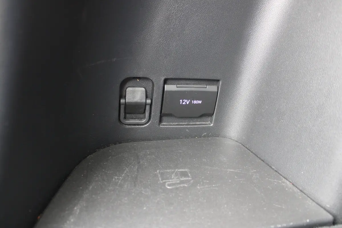 1.6 T-GDI PHEV N Line 4WD | Airco (automatisch) | Audio installatie premium | Dodehoekdetectie met correctie