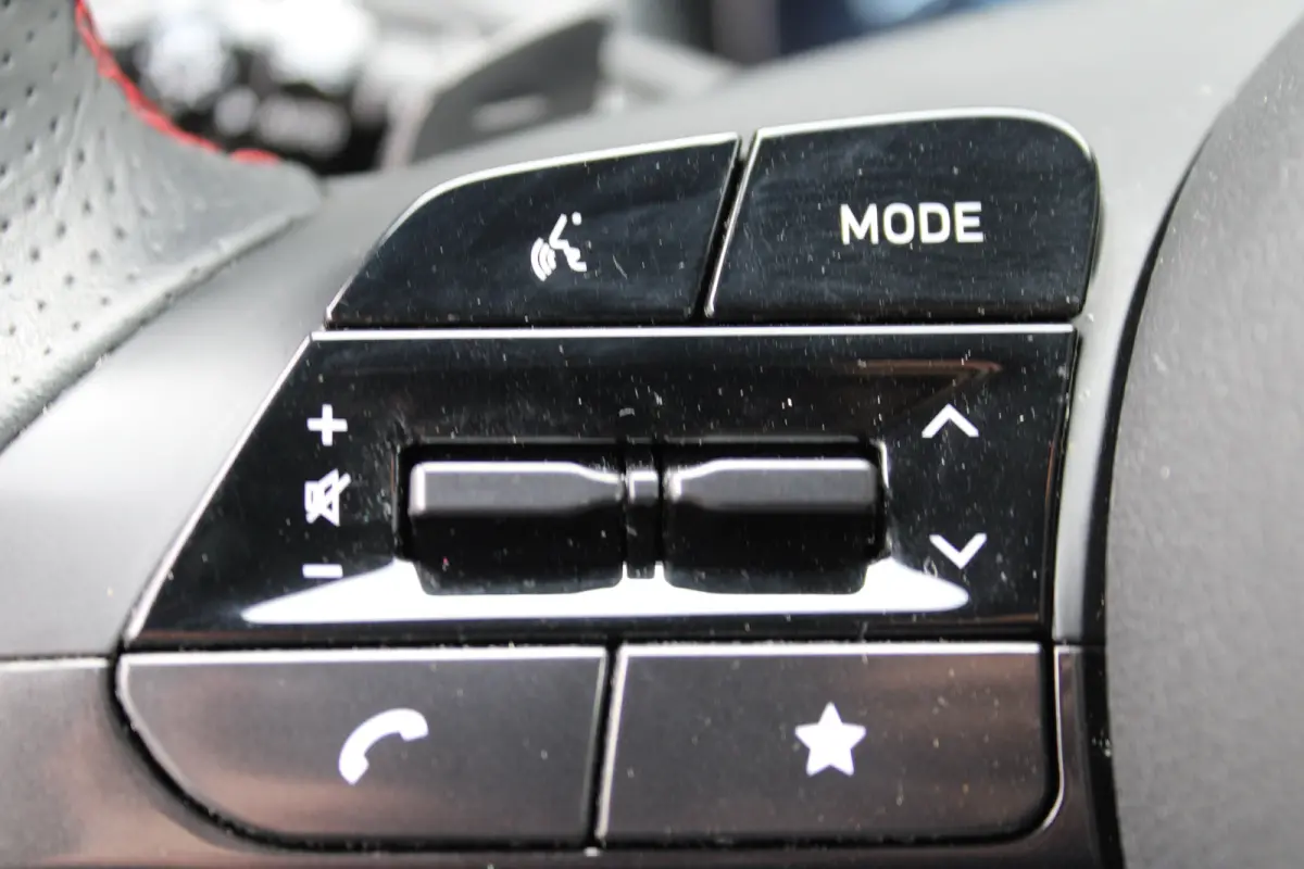 1.6 T-GDI PHEV N Line 4WD | Airco (automatisch) | Audio installatie premium | Dodehoekdetectie met correctie