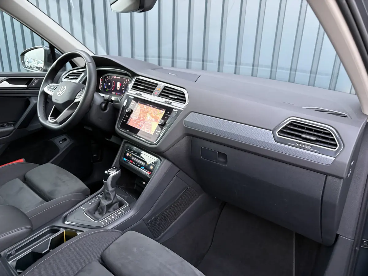 1.5 TSI Life Business | Camera | Elk. A-klep | Side Assist | Keyless | Prijs Rijklaar!!