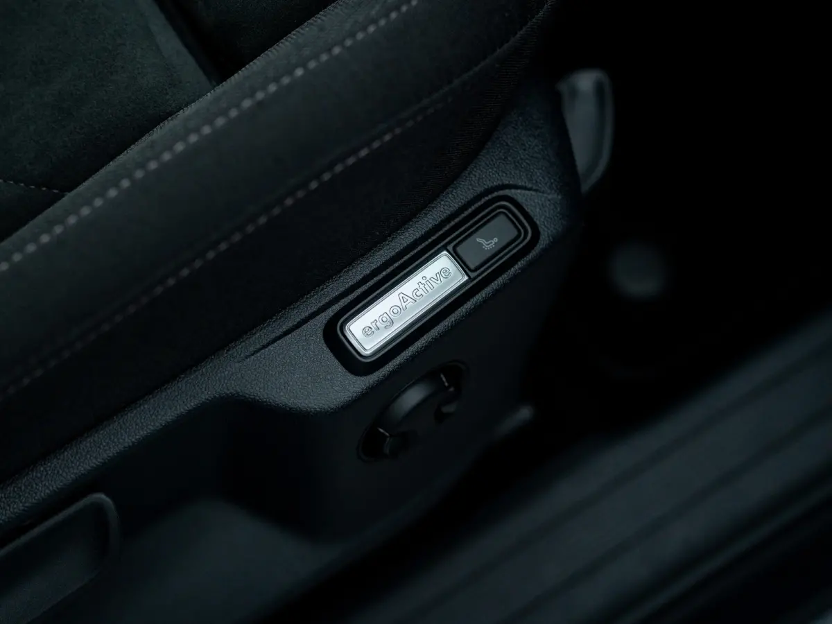 1.5 TSI Life Business | Camera | Elk. A-klep | Side Assist | Keyless | Prijs Rijklaar!!