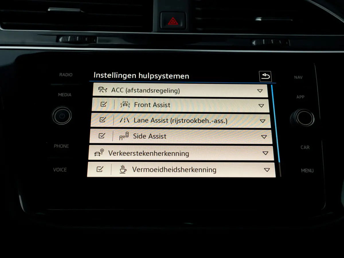 1.5 TSI Life Business | Camera | Elk. A-klep | Side Assist | Keyless | Prijs Rijklaar!!