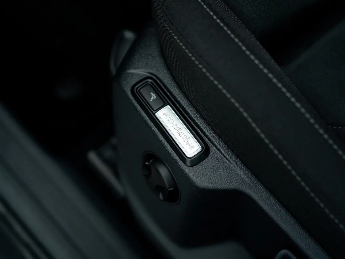 1.5 TSI Life Business | Camera | Elk. A-klep | Side Assist | Keyless | Prijs Rijklaar!!