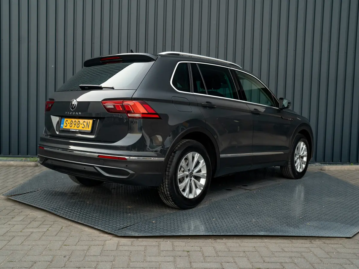 1.5 TSI Life Business | Camera | Elk. A-klep | Side Assist | Keyless | Prijs Rijklaar!!