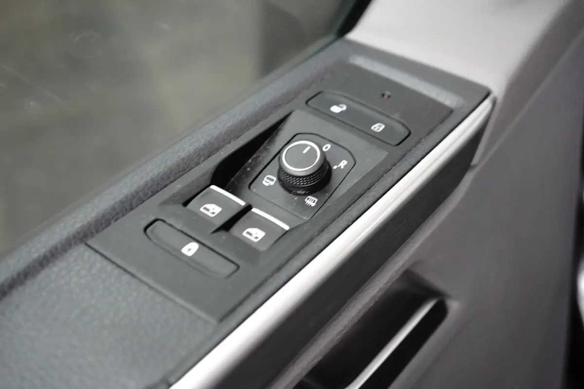 L2 Bulli 2.0 TDI 150PK DSG Automaat |Full LED| Leder | Navi | Adaptive Cruise | Camera | LM Velgen