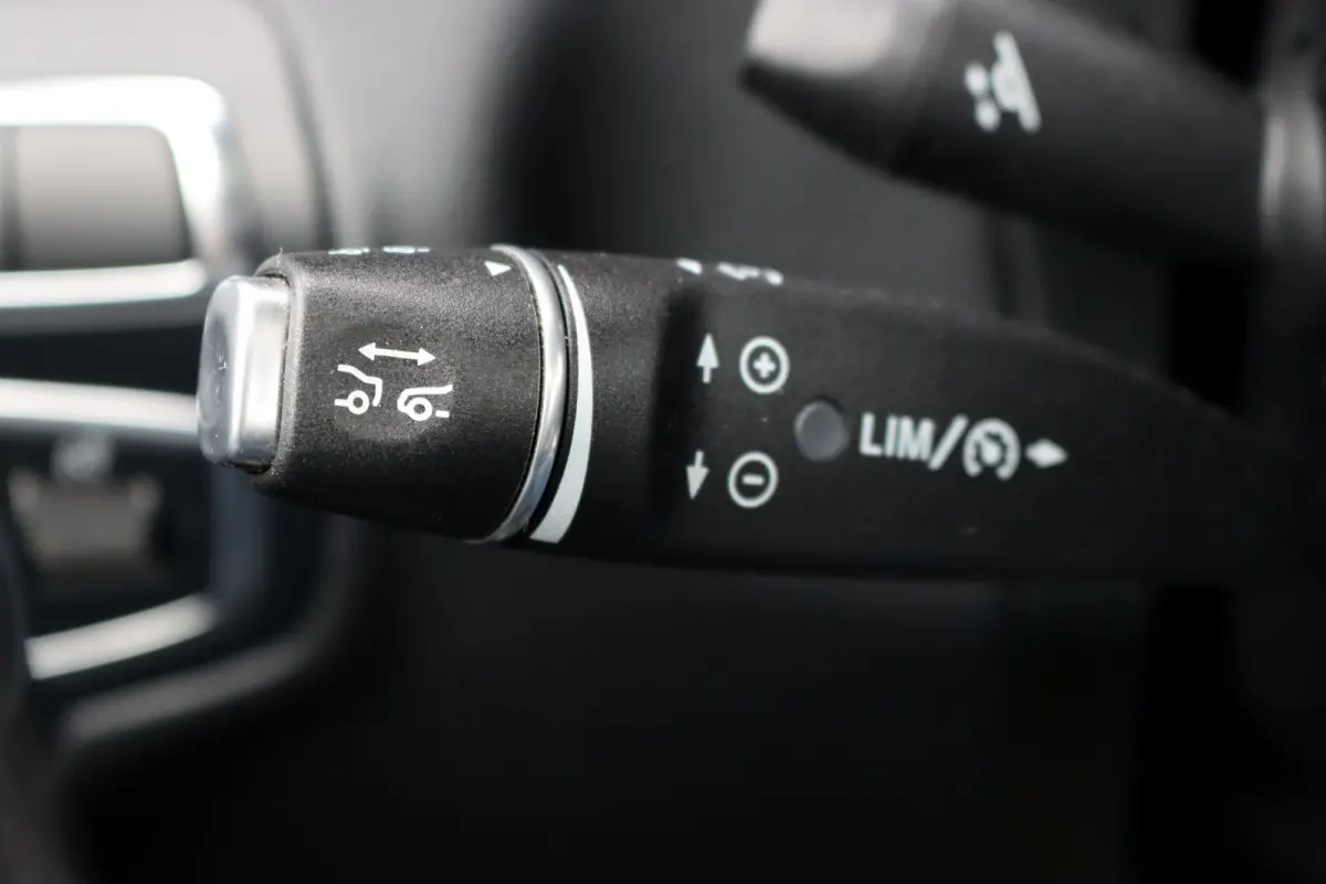 AMG 43 4MATIC | Luchtvering | Distronic+ | Carbon | Memory | Burmester | Panoramadak | HUD | Trekhaak | Nightpakket | Leder | Surround Camera | Keyless Go |