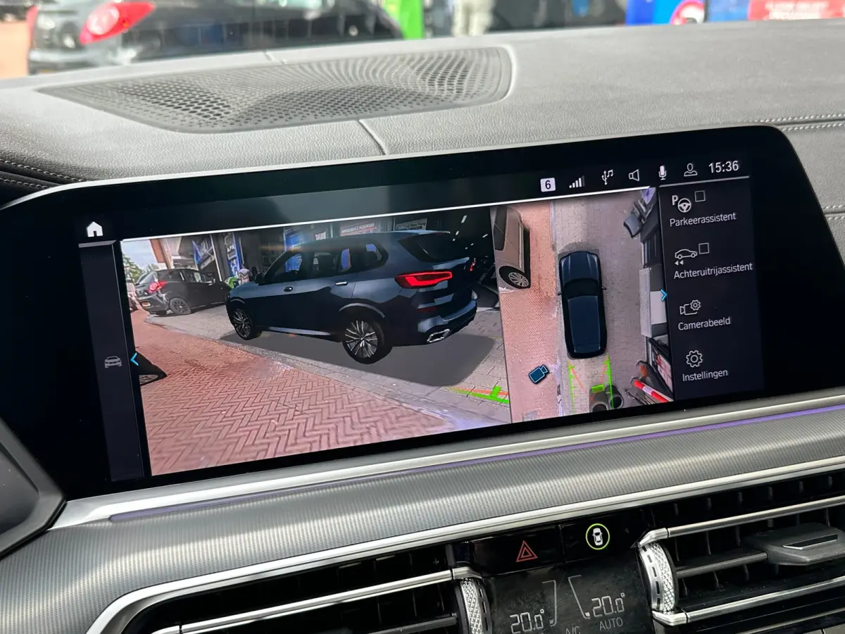 XDrive45e High Executive M-Pakket Camera Carplay Pano