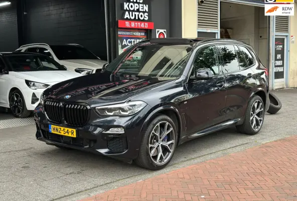 XDrive45e High Executive M-Pakket Camera Carplay Pano