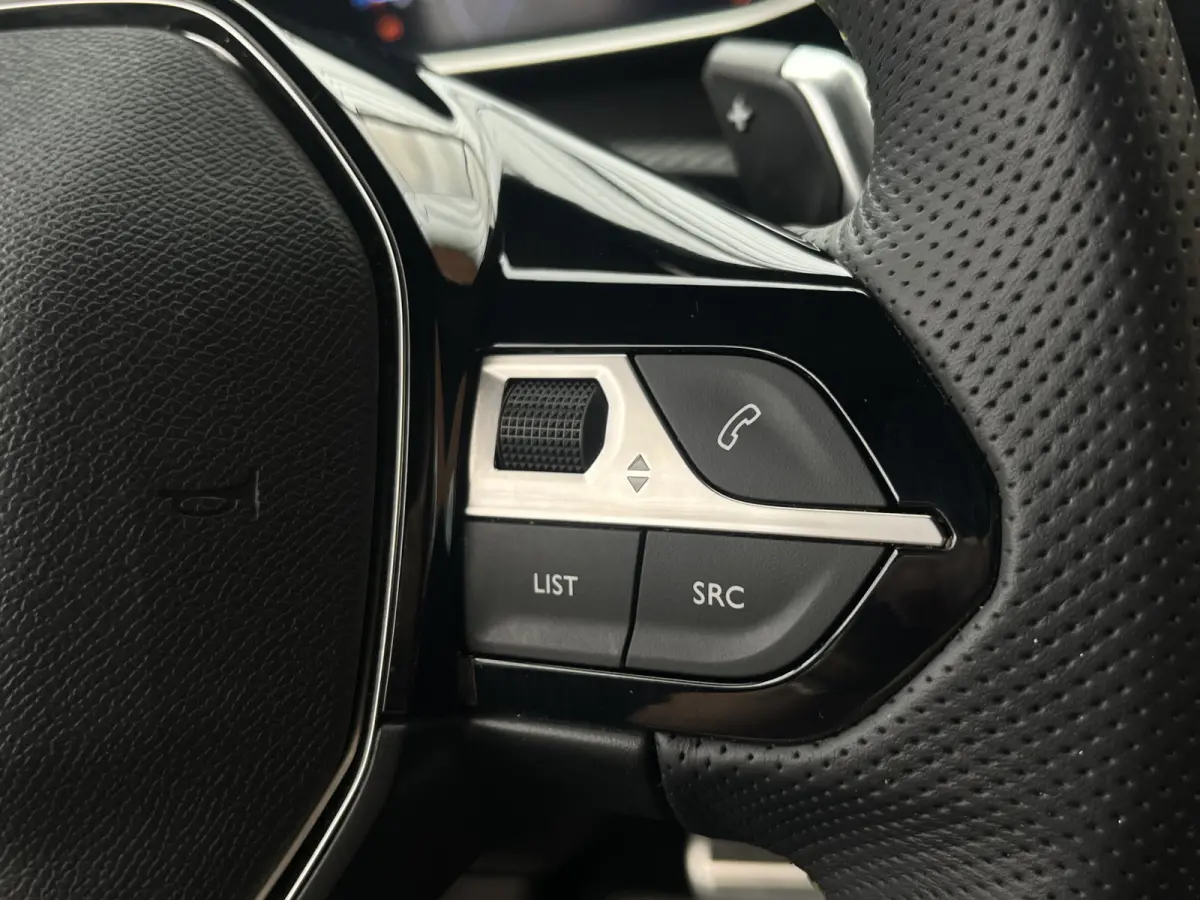 Hybrid Automaat 145 GT | Camera voor + achter | Keyless | Carplay/Android Auto | 8 jaar We Care garantie |