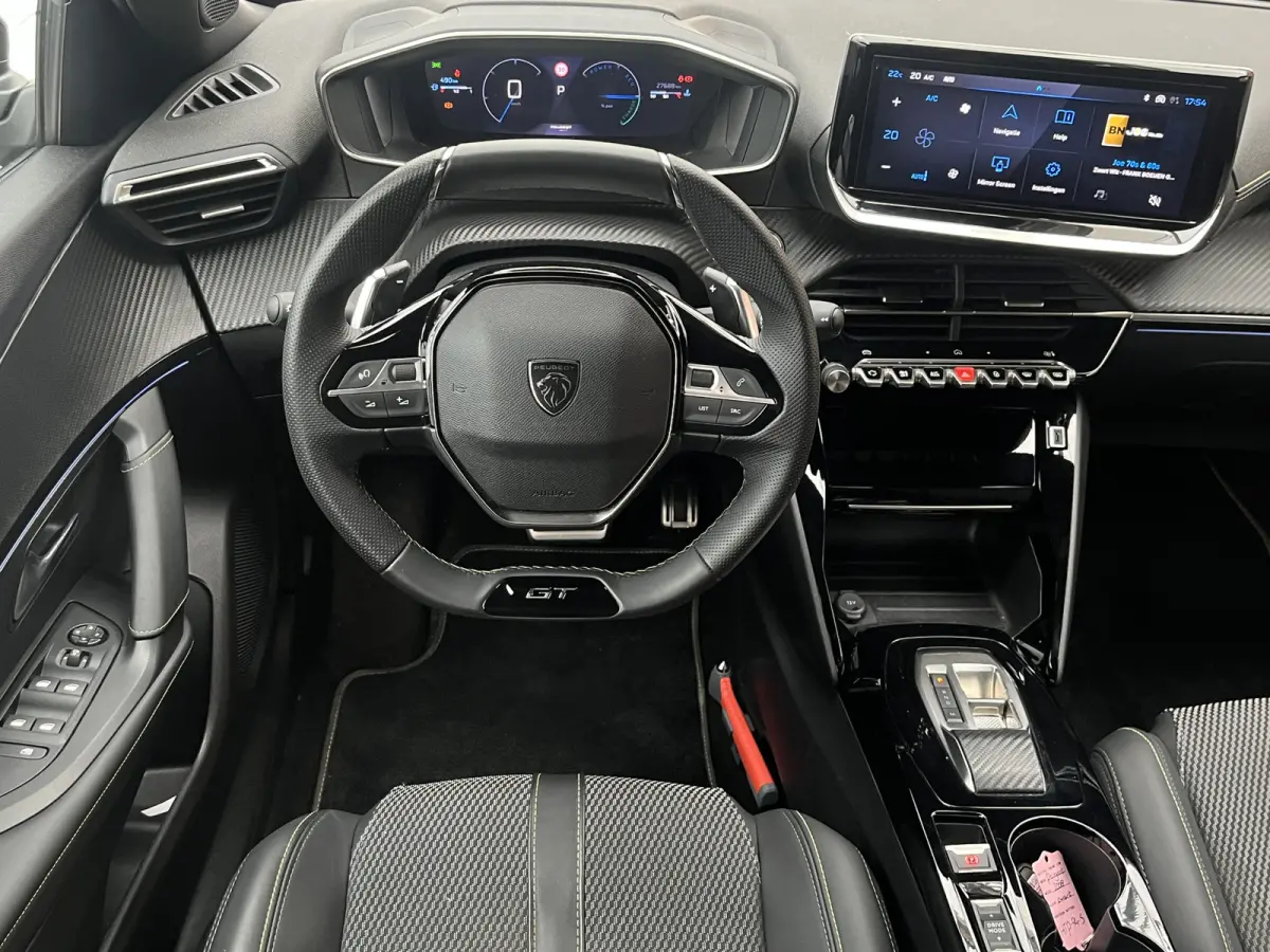 Hybrid Automaat 145 GT | Camera voor + achter | Keyless | Carplay/Android Auto | 8 jaar We Care garantie |