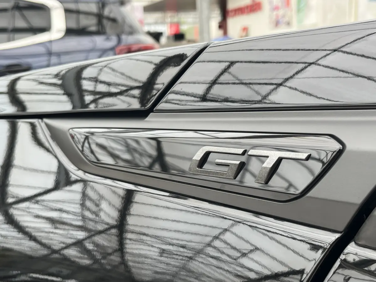 Hybrid Automaat 145 GT | Camera voor + achter | Keyless | Carplay/Android Auto | 8 jaar We Care garantie |