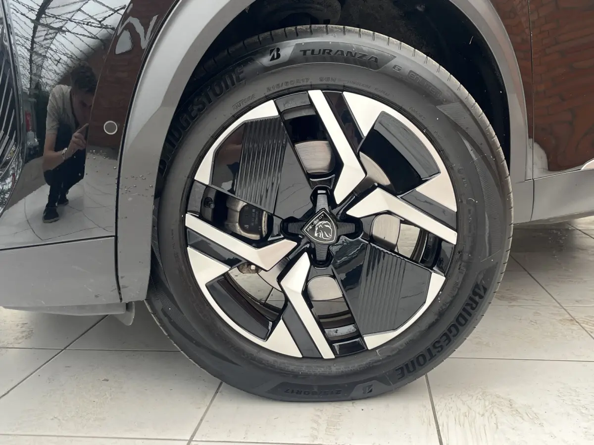 Hybrid Automaat 145 GT | Camera voor + achter | Keyless | Carplay/Android Auto | 8 jaar We Care garantie |