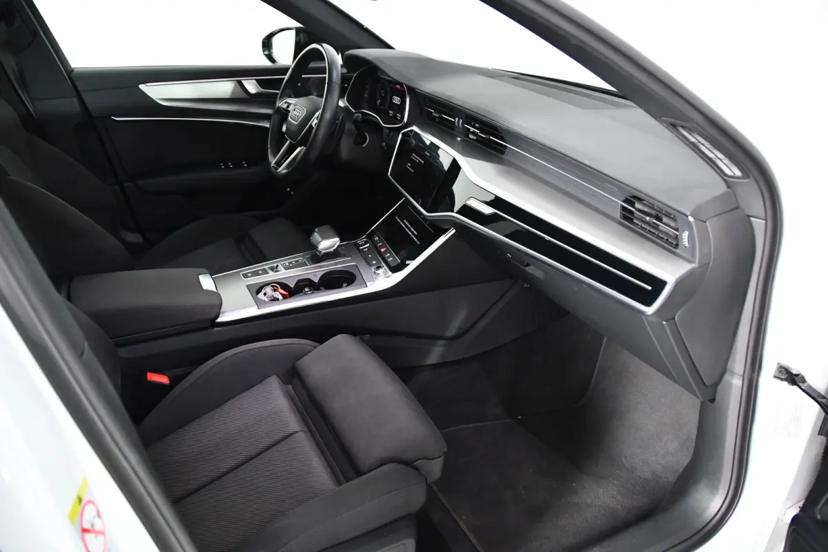 50 TFSIe quattro S-line, Pano, HUD, Full options