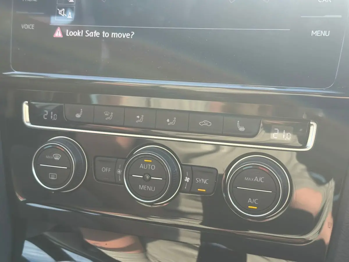 1.0 TSI Highline Business R (VIRTUAL, CAMERA, ADAPTIVE, MASSAGE STL, PDC V+A, 1E EIG, GOED ONDH, NL-AUTO)