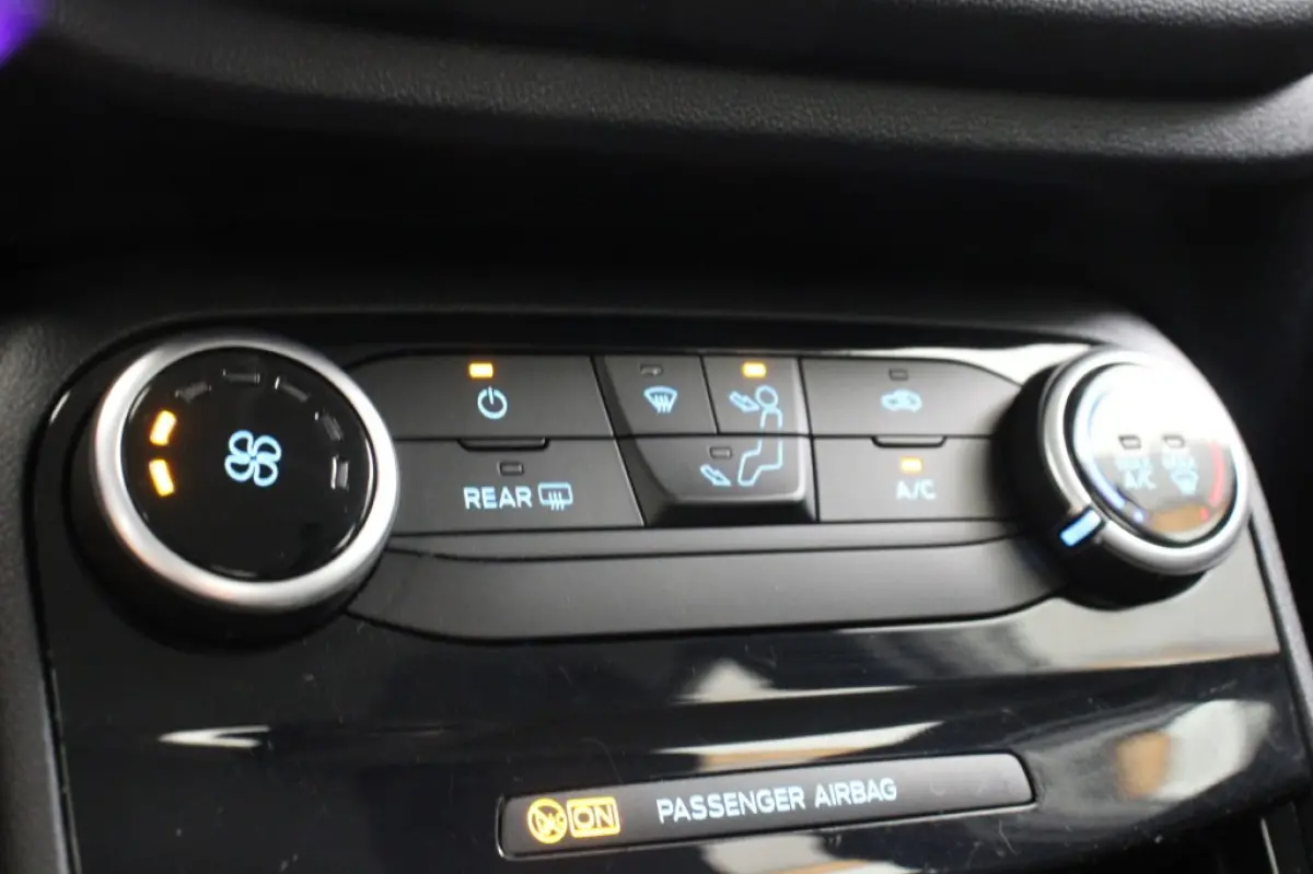 1.0 EcoBoost Titanium X - Carplay, Navi, Cruise
