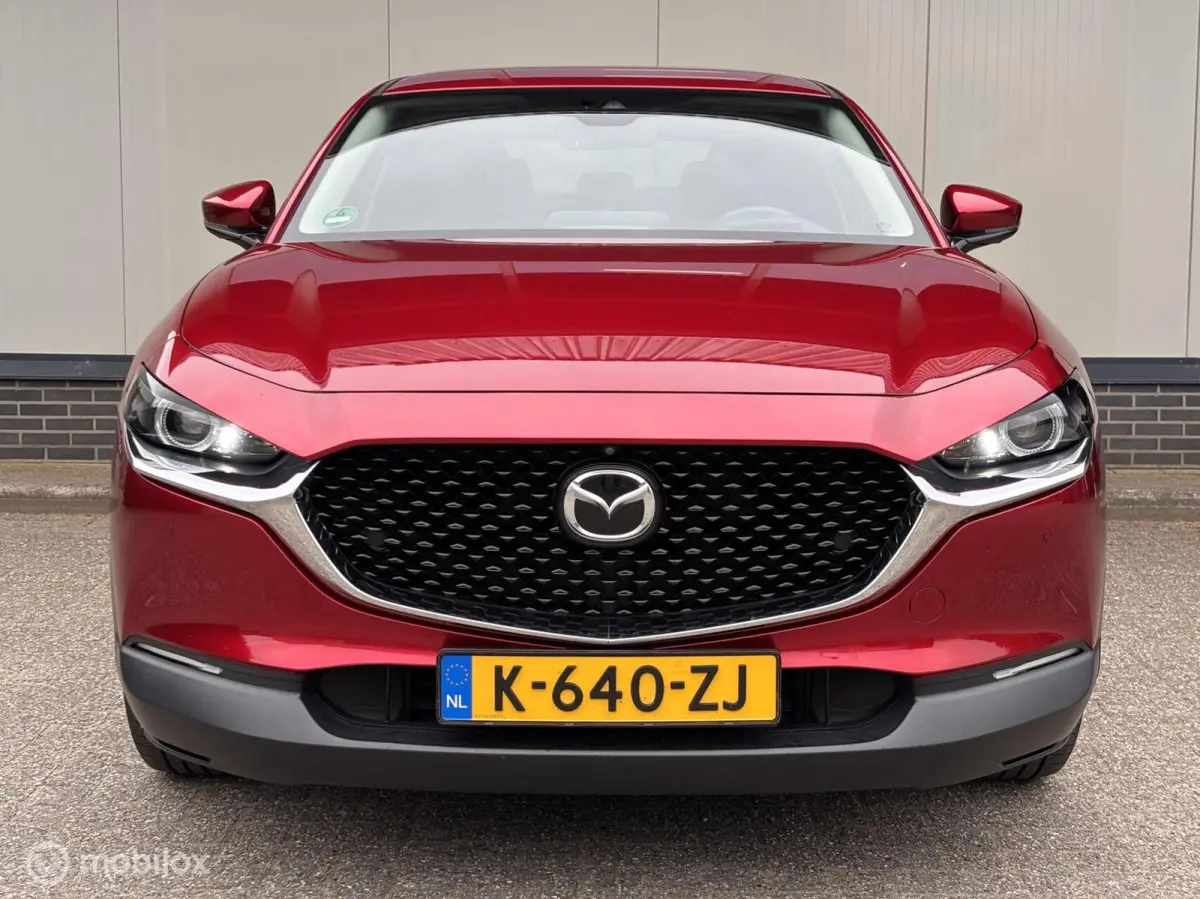 2.0 e-SkyActiv-X Luxury 360camera HUD trekhaak