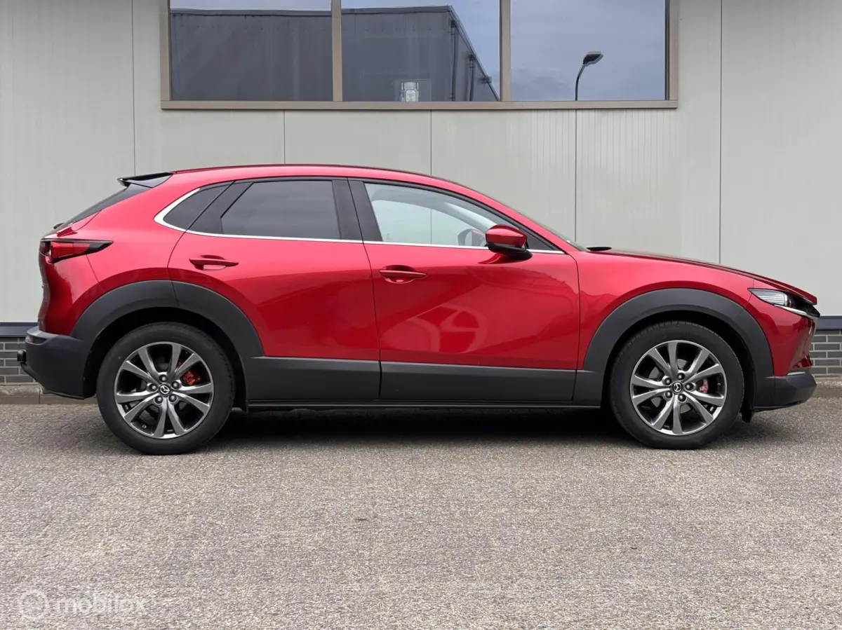 2.0 e-SkyActiv-X Luxury 360camera HUD trekhaak