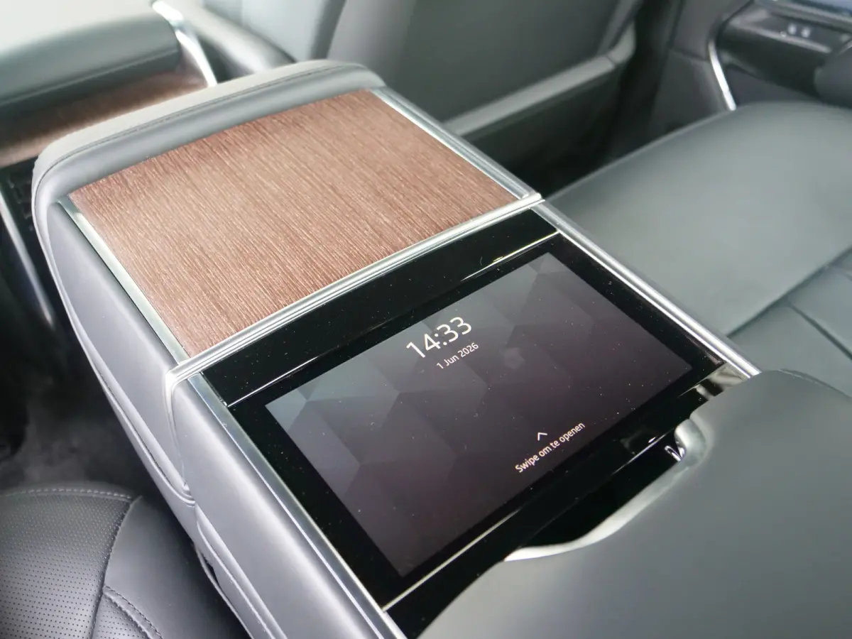 3.0 P550e Autobiography | head-up | panorama | massage..