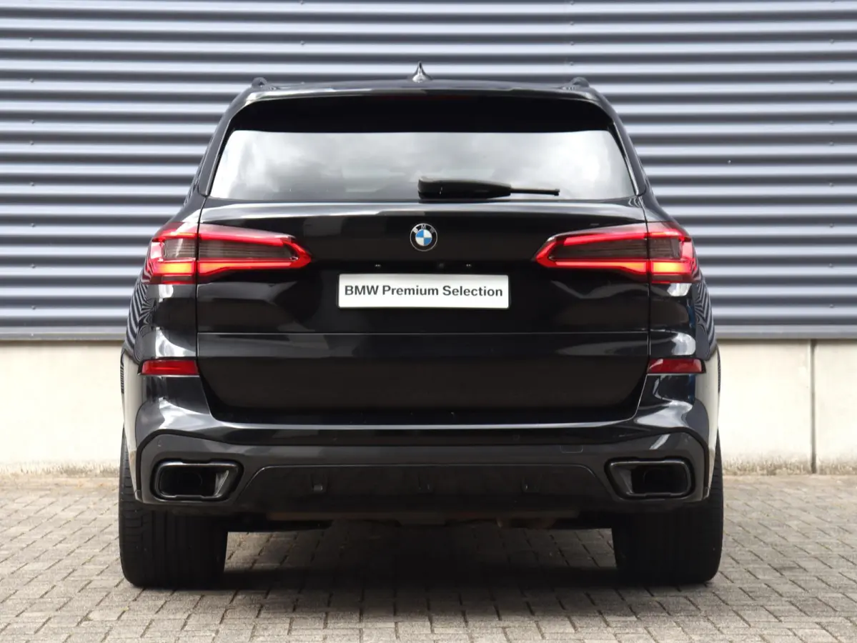 xDrive45e | High Executive | M Sportpakket | Panodak | Head-Up | Driving Assistant Prof. | Harman Kardon | Stoelventilatie | Parking Assistant Plus | SOH 87% | 22'' LMV