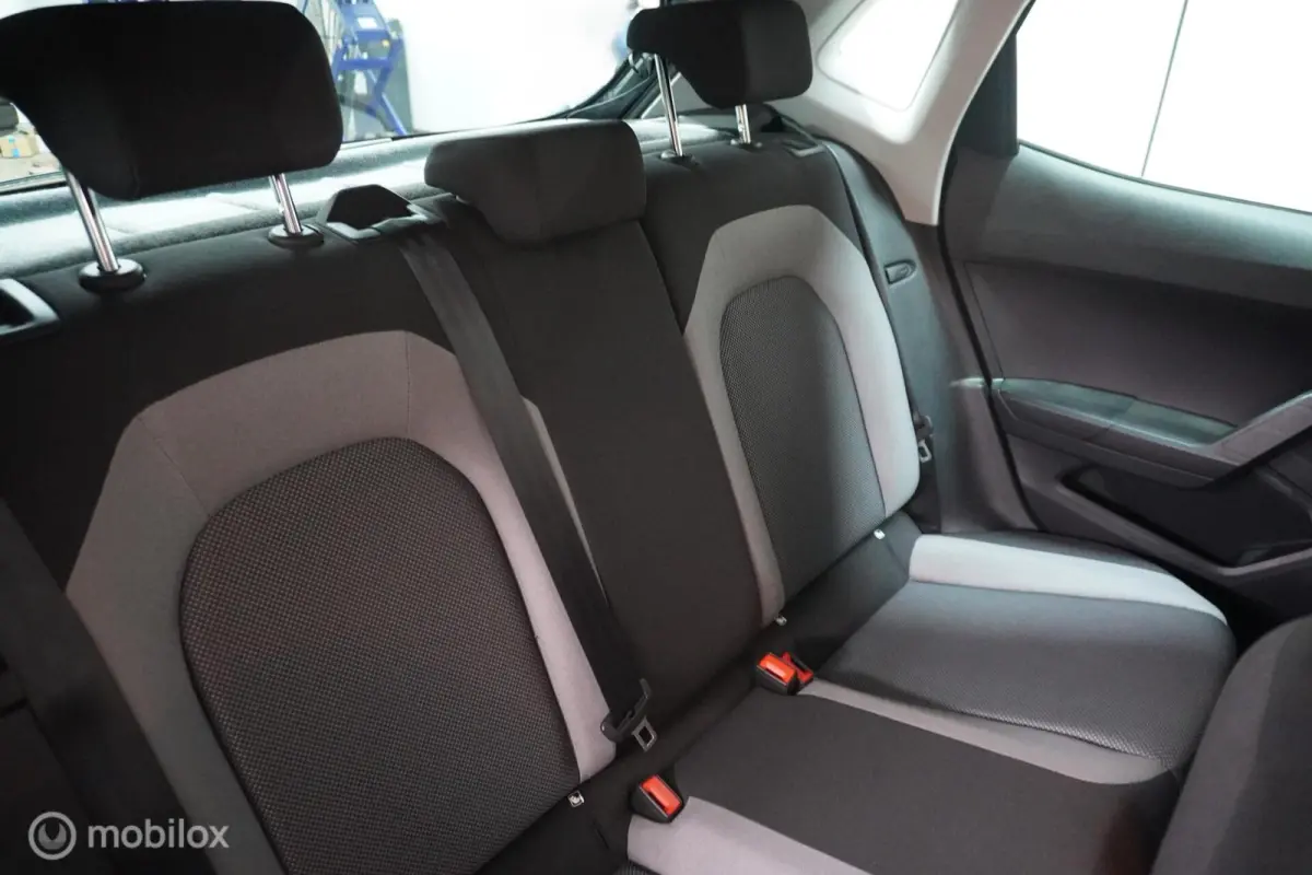 1.0 TSI Style Business Intense
