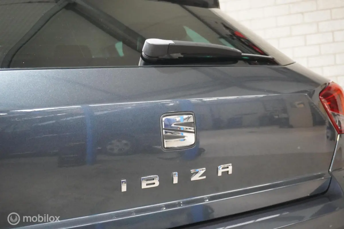 1.0 TSI Style Business Intense