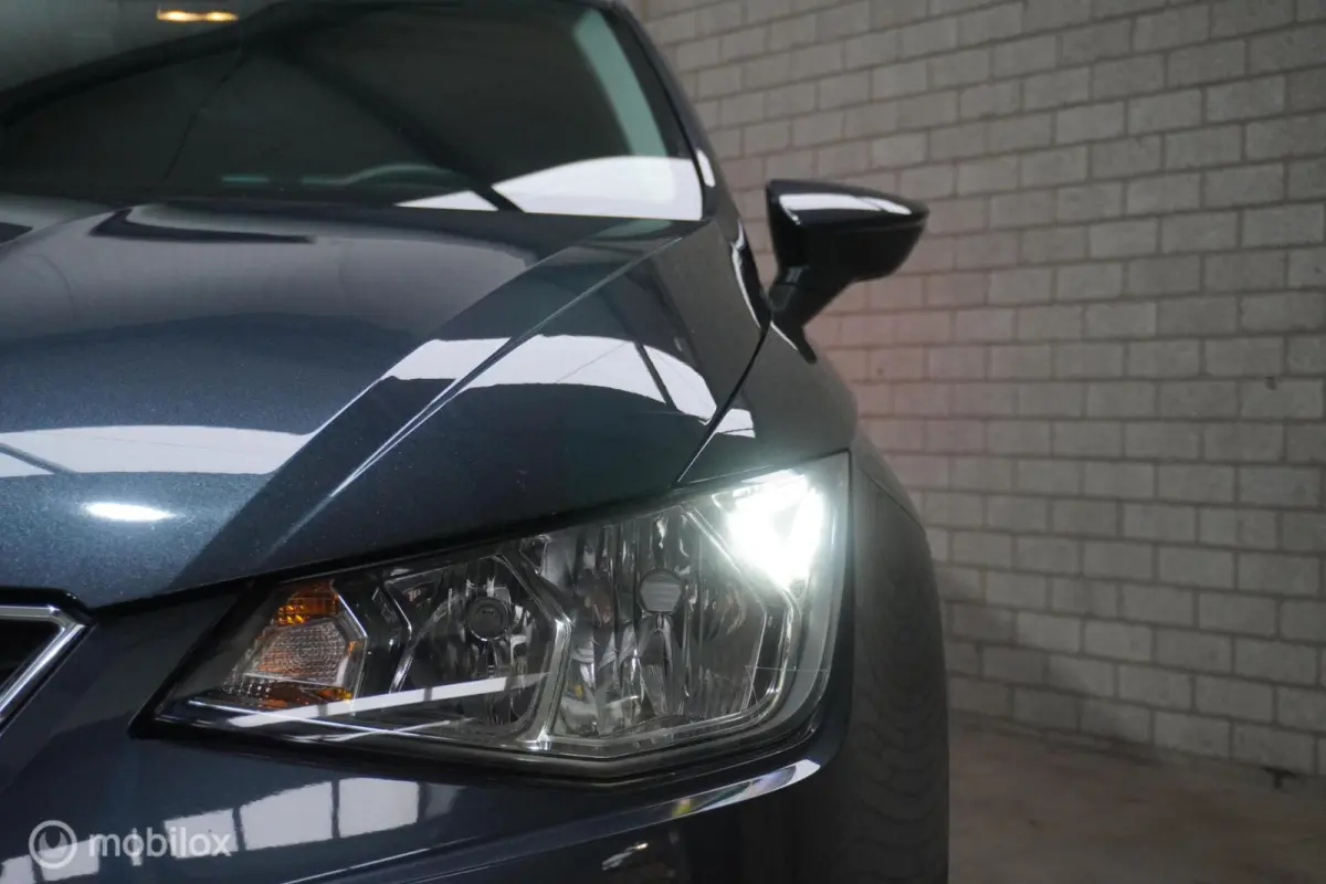 1.0 TSI Style Business Intense