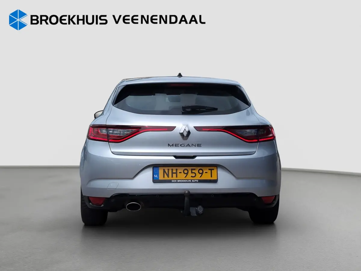 1.2 TCe Zen | Stoelverwarming | Trekhaak | Cruise Control | Navigatie