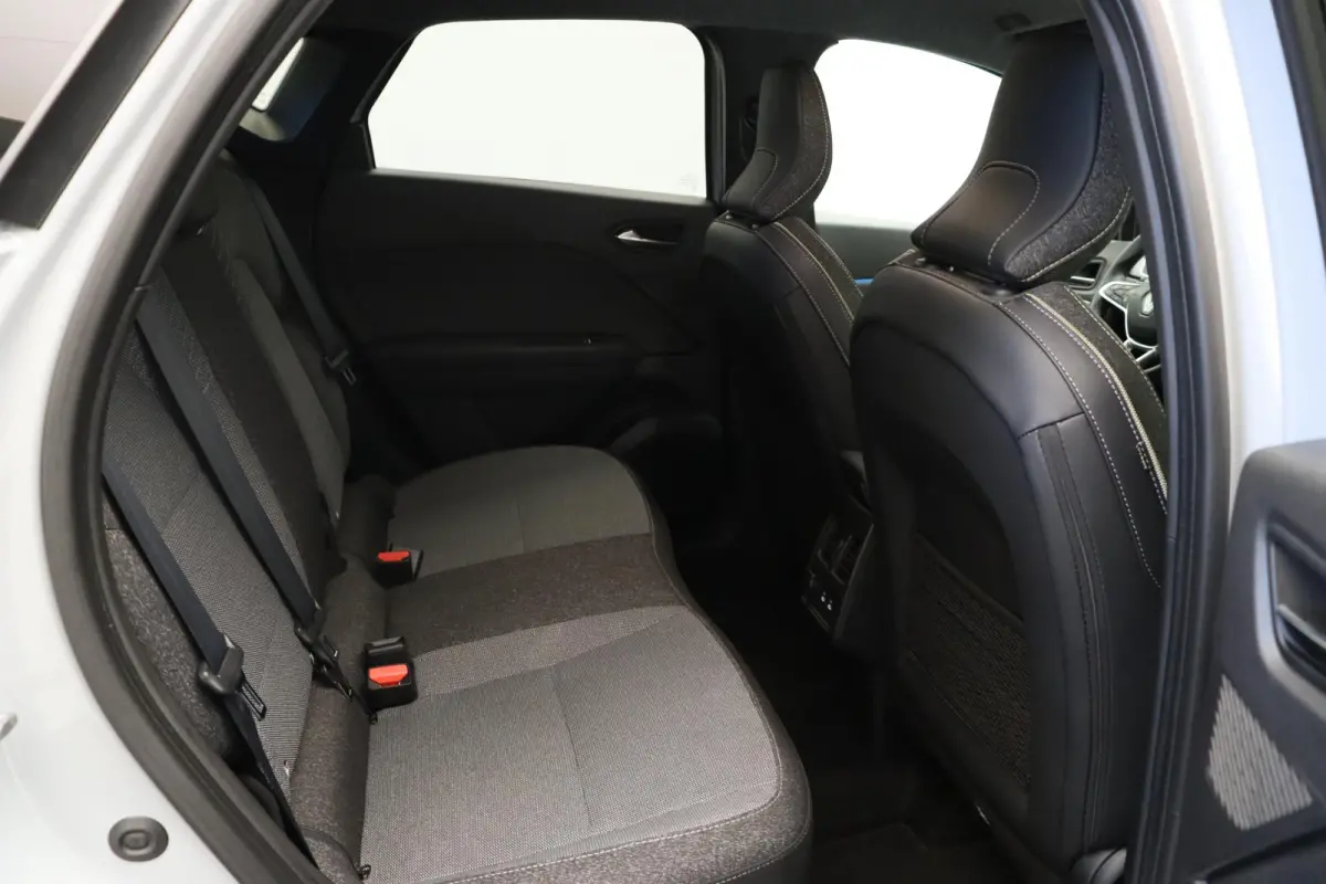 E-Tech full hybrid 145pk techno | Achteruitrijcamera | Apple carplay | Android Auto | Navigatie |