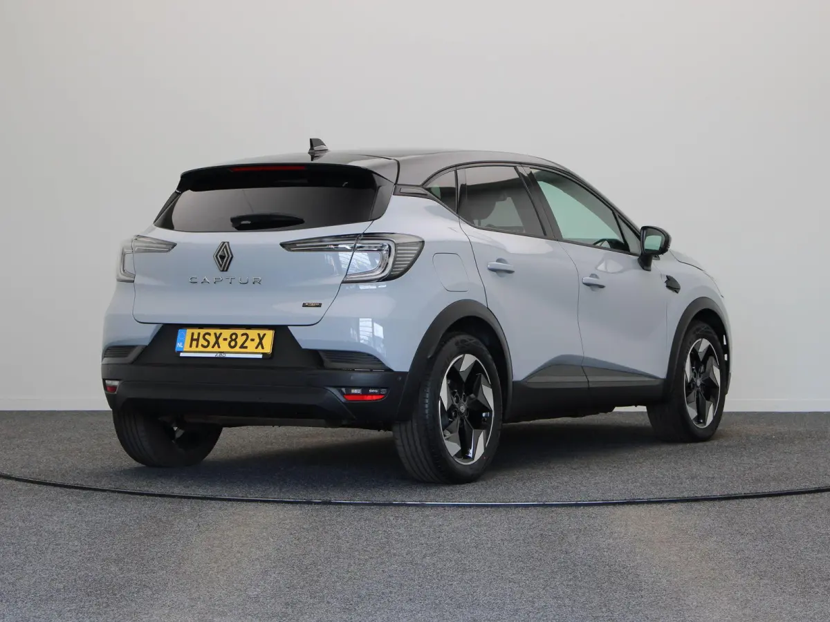 E-Tech full hybrid 145pk techno | Achteruitrijcamera | Apple carplay | Android Auto | Navigatie |