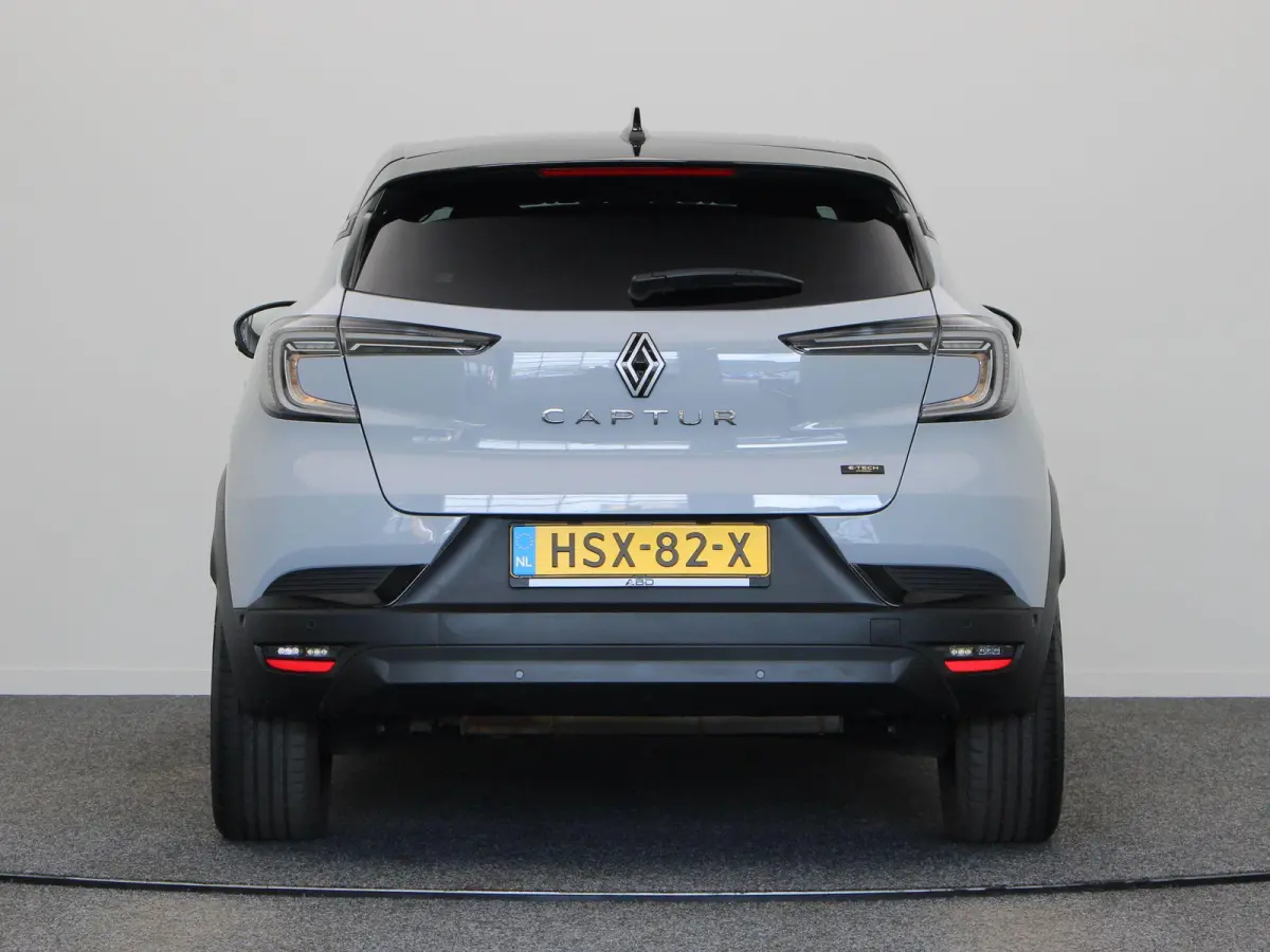 E-Tech full hybrid 145pk techno | Achteruitrijcamera | Apple carplay | Android Auto | Navigatie |