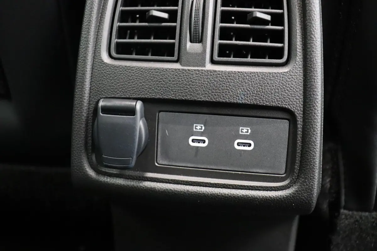 E-Tech full hybrid 145pk techno | Achteruitrijcamera | Apple carplay | Android Auto | Navigatie |