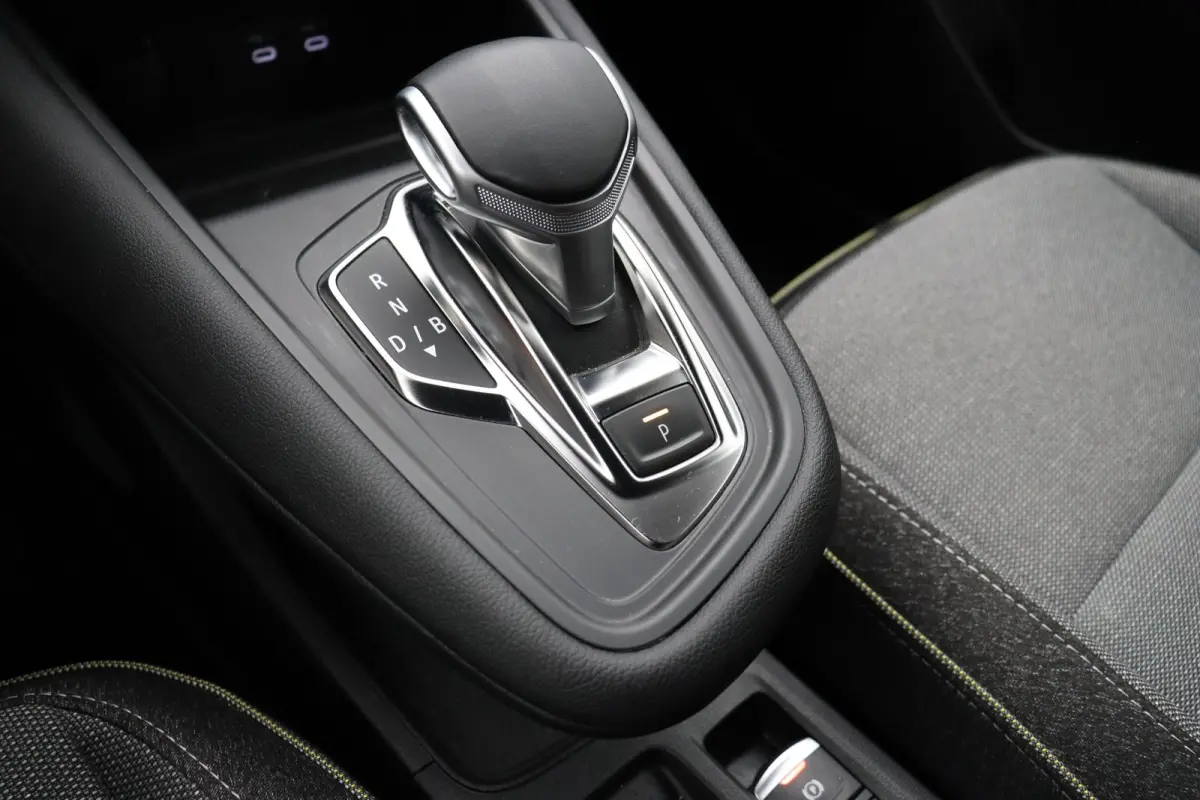 E-Tech full hybrid 145pk techno | Achteruitrijcamera | Apple carplay | Android Auto | Navigatie |