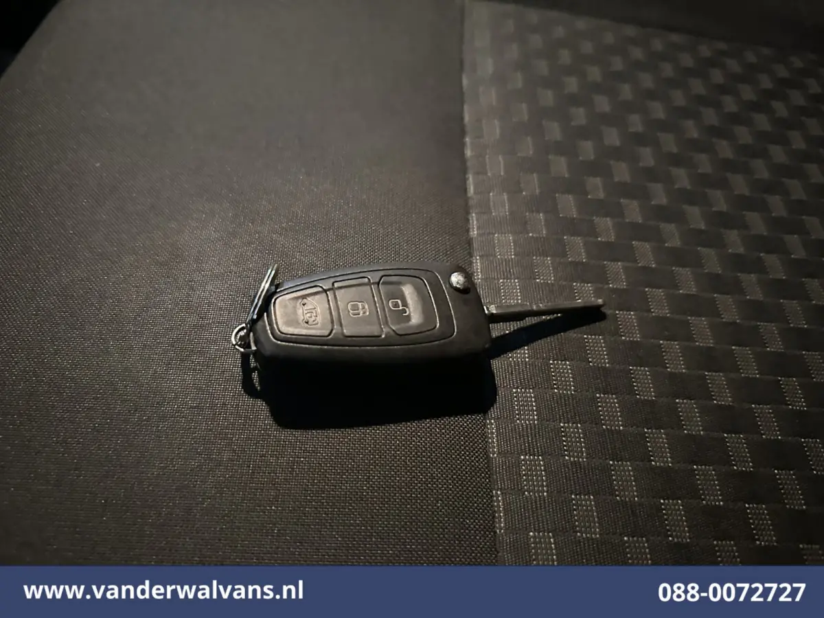2.0 TDCI 130pk Bakwagen Laadklep Euro6 Airco | 1040kg laadvermogen | Cruisecontrol | Verwarmde voorruit Bijrijdersbank